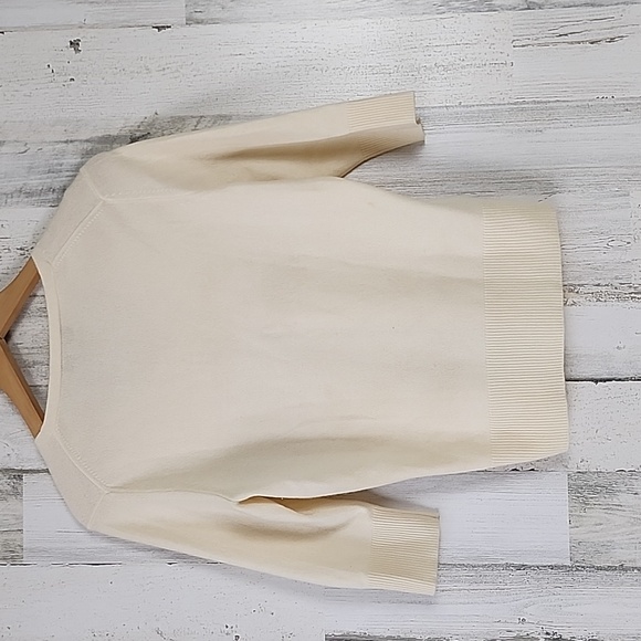 Ann Taylor 100% cashmere cream vneck sweater with bow Size Medium FLAWS - Picture 3 of 11